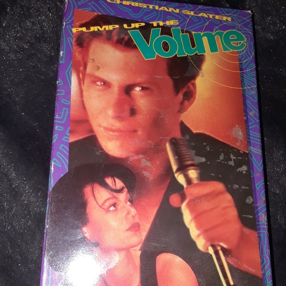Pump Up the Volume Columbia Pictures home vhs video tape - Picture 4 of 4